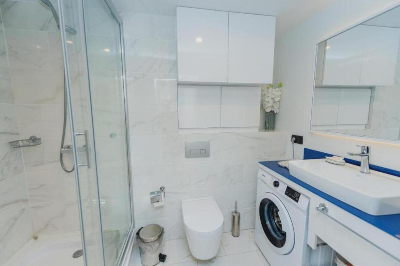 Orbi City Apartments Батуми Экстерьер фото