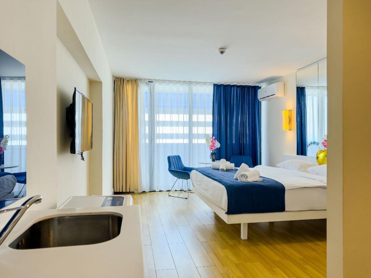Orbi City Apartments Батуми Экстерьер фото