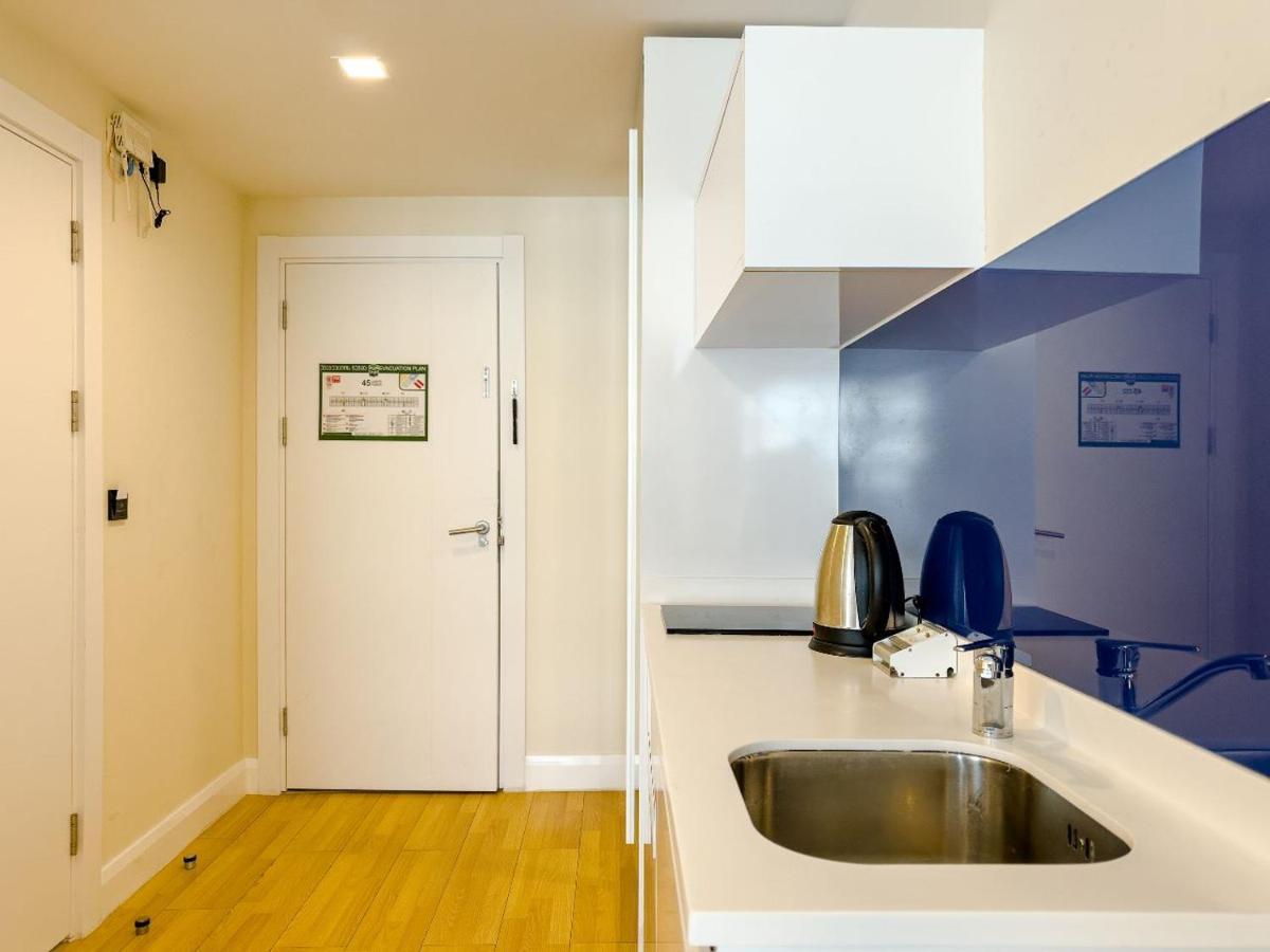 Orbi City Apartments Батуми Экстерьер фото