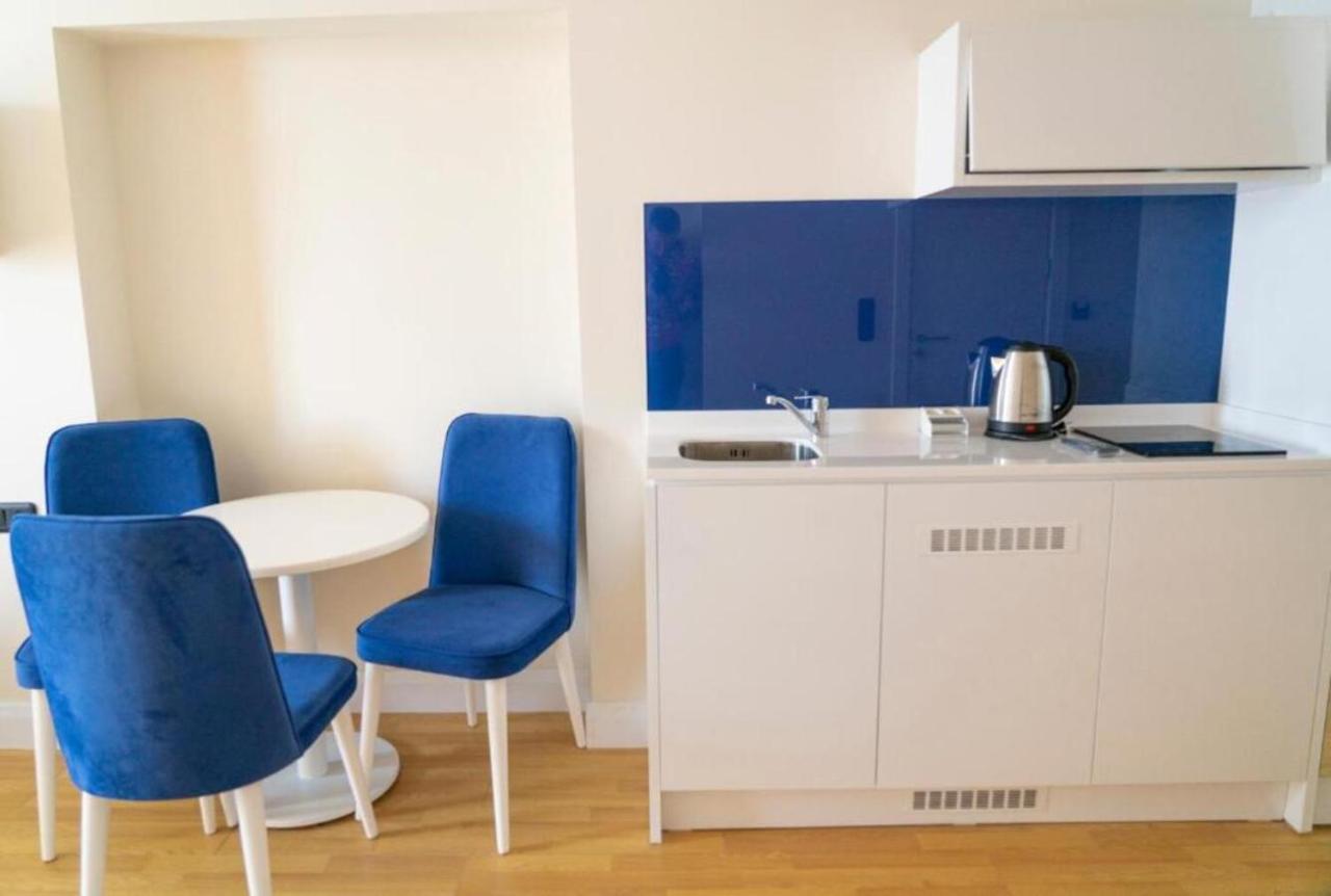 Orbi City Apartments Батуми Экстерьер фото
